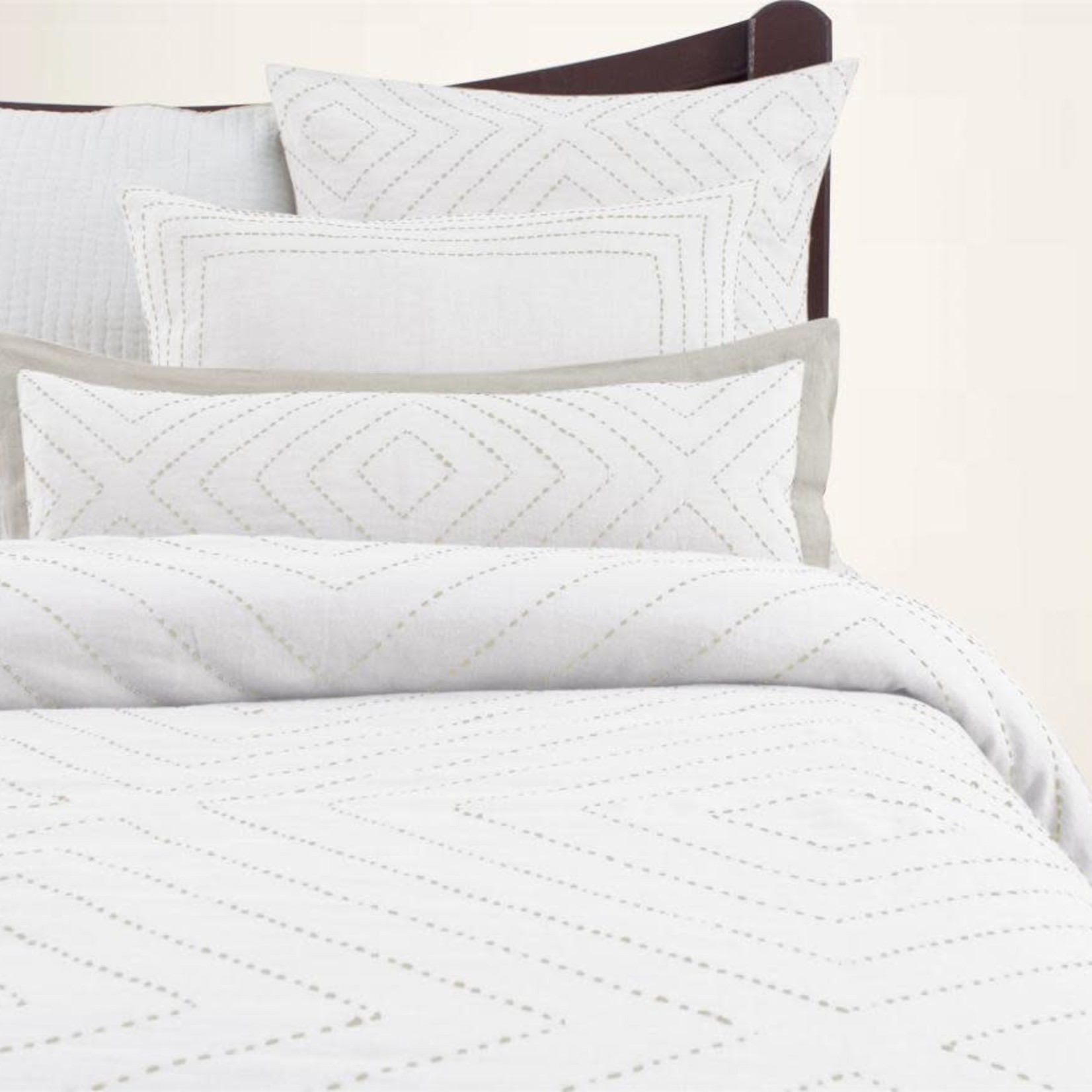 Colton Duvet, White with Natural Stitch, Queen