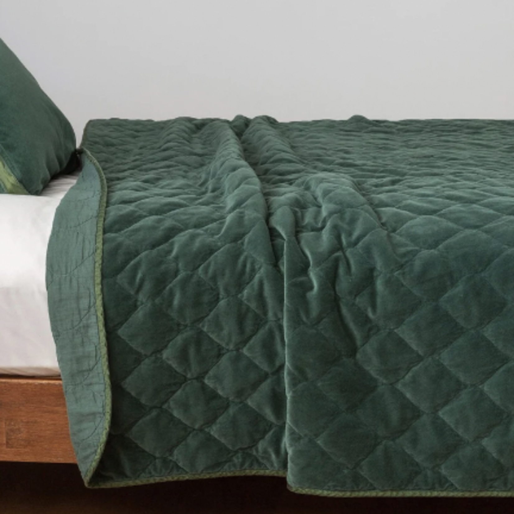 Bella Notte Harlow Coverlet