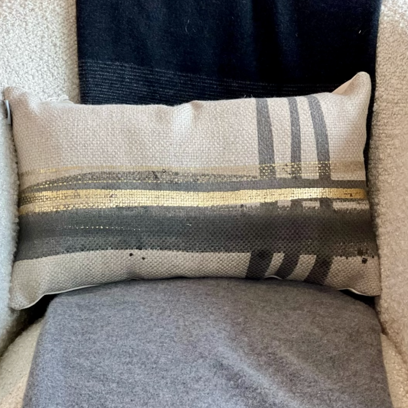 Aviva Stanoff Shibui Pillow, Dark w/Gold, 12x20