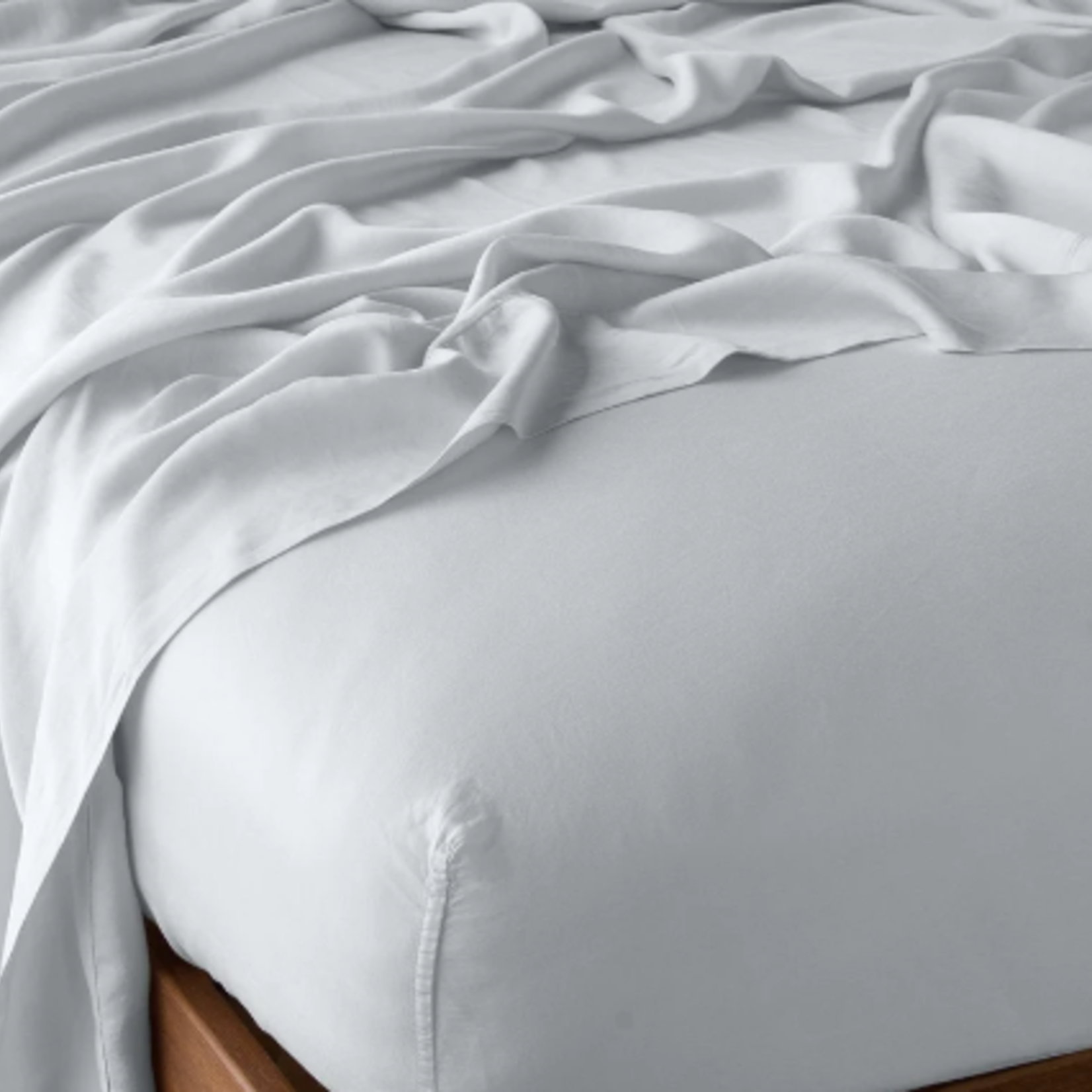 Bella Notte Renewal Madera Luxe Fitted Sheet Cloud Queen