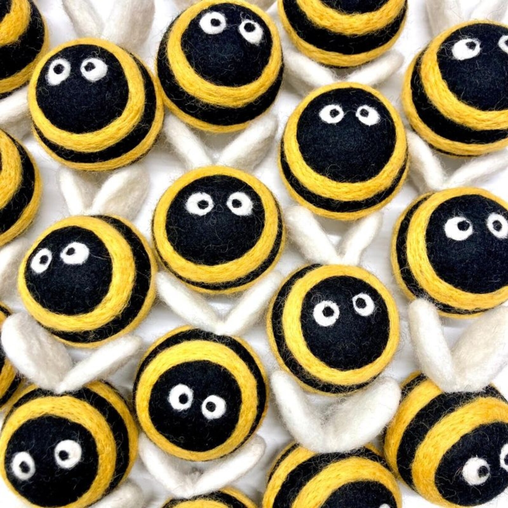 Birds of a Sweater Wool Bumble Bee - Cat Toys - Birds of a Sweater