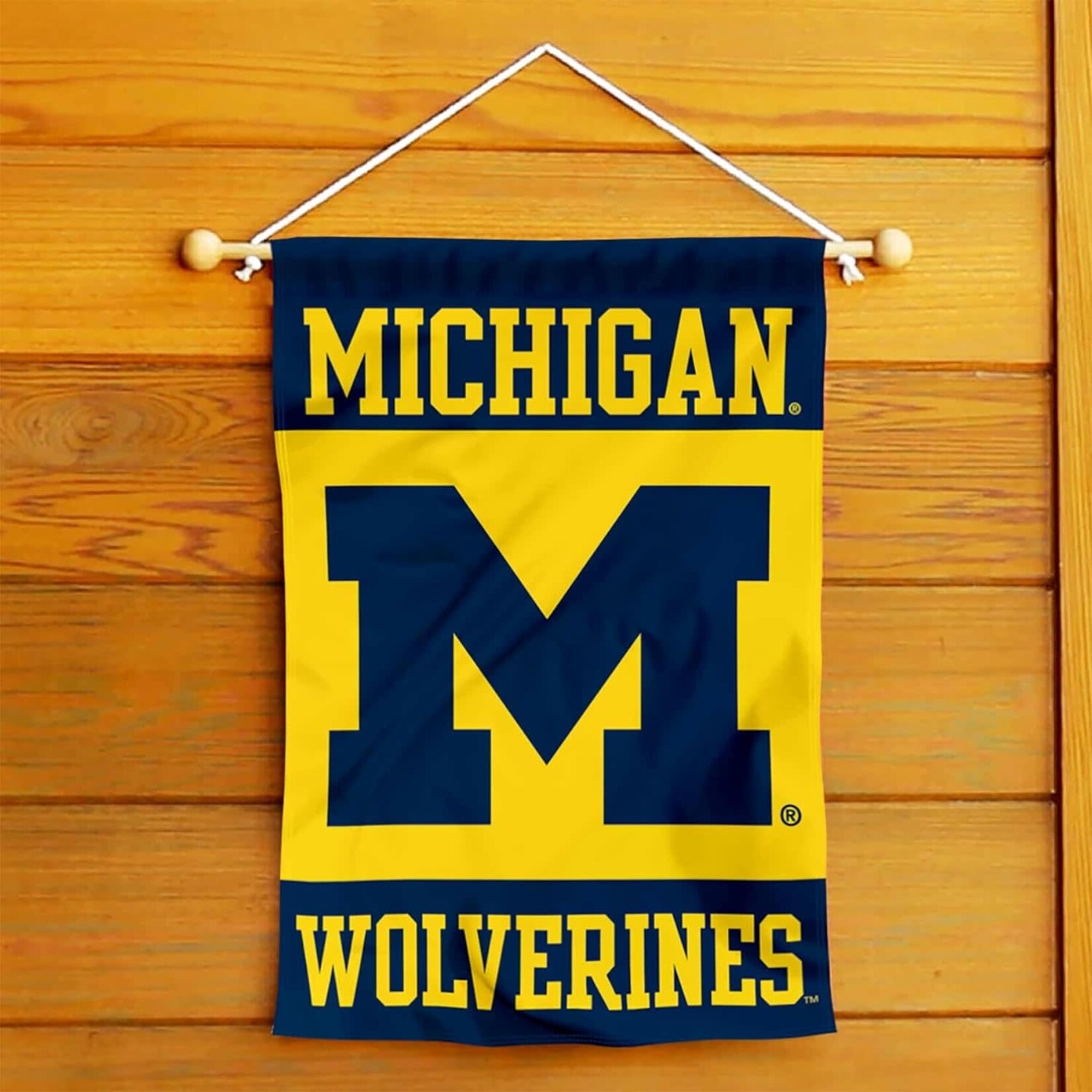 Sewing Concepts Michigan Wolverines Garden 13'' x 18" 3 panel Blue-Gold-Blue w/ Blue M