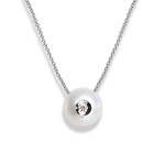 14KW .04 CT Diamond in a Pearl Necklace 18"