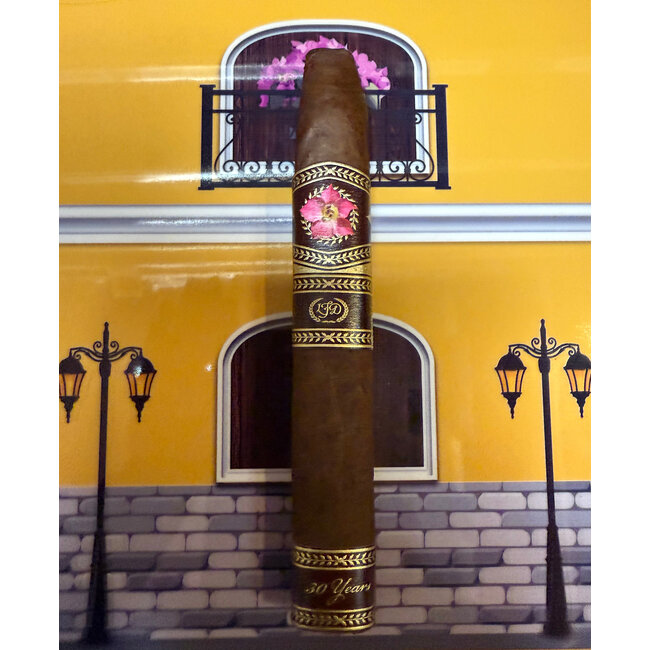La Flor Dominicana La Flor Dominicana 30th Anniversary Single