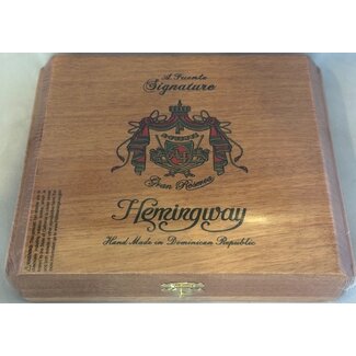 Arturo Fuente Arturo Fuente Hemingway Natural Signature Box of 10
