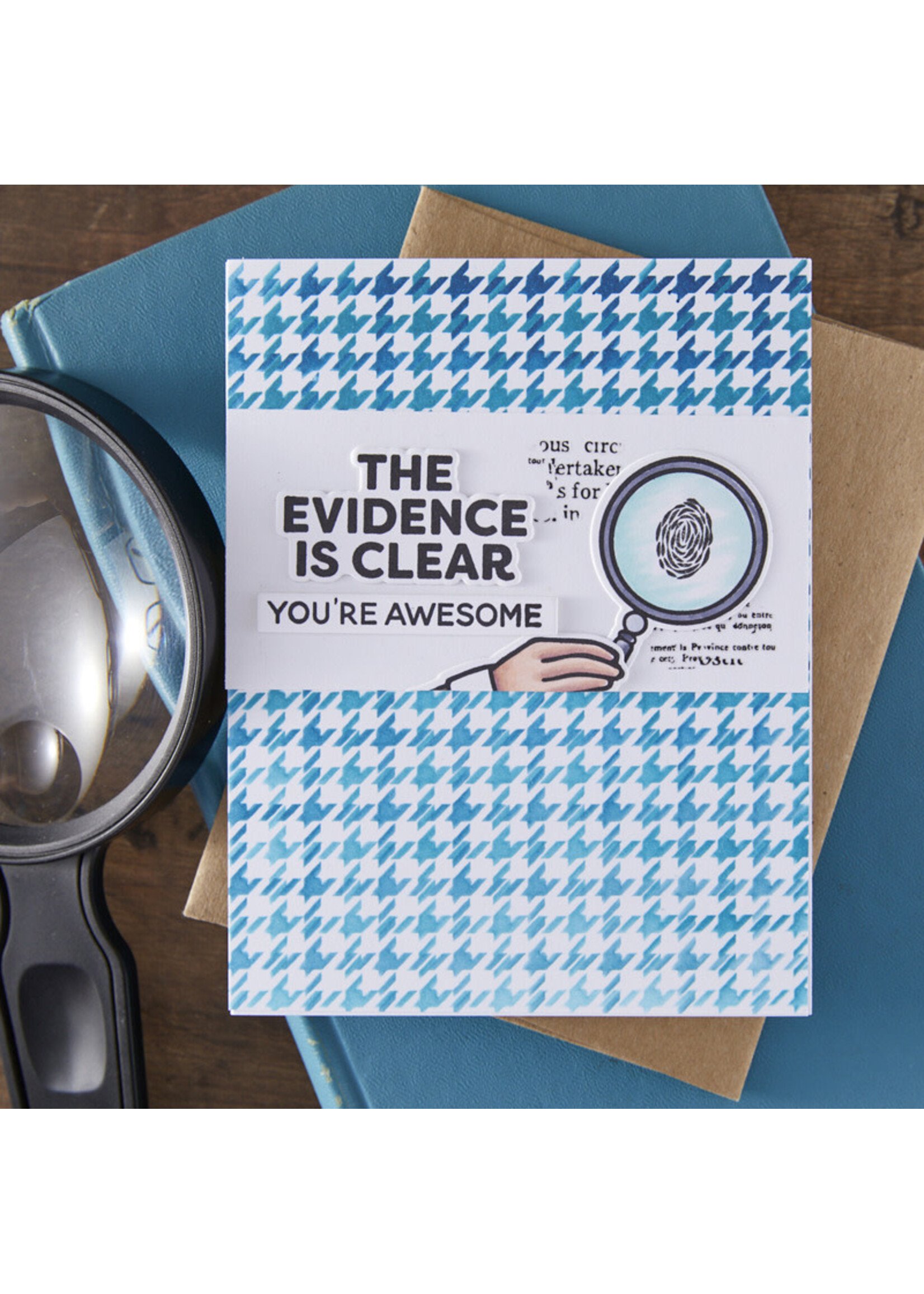 Spellbinders Hero Arts Layering Stencil, Case Closed - Houndstooth