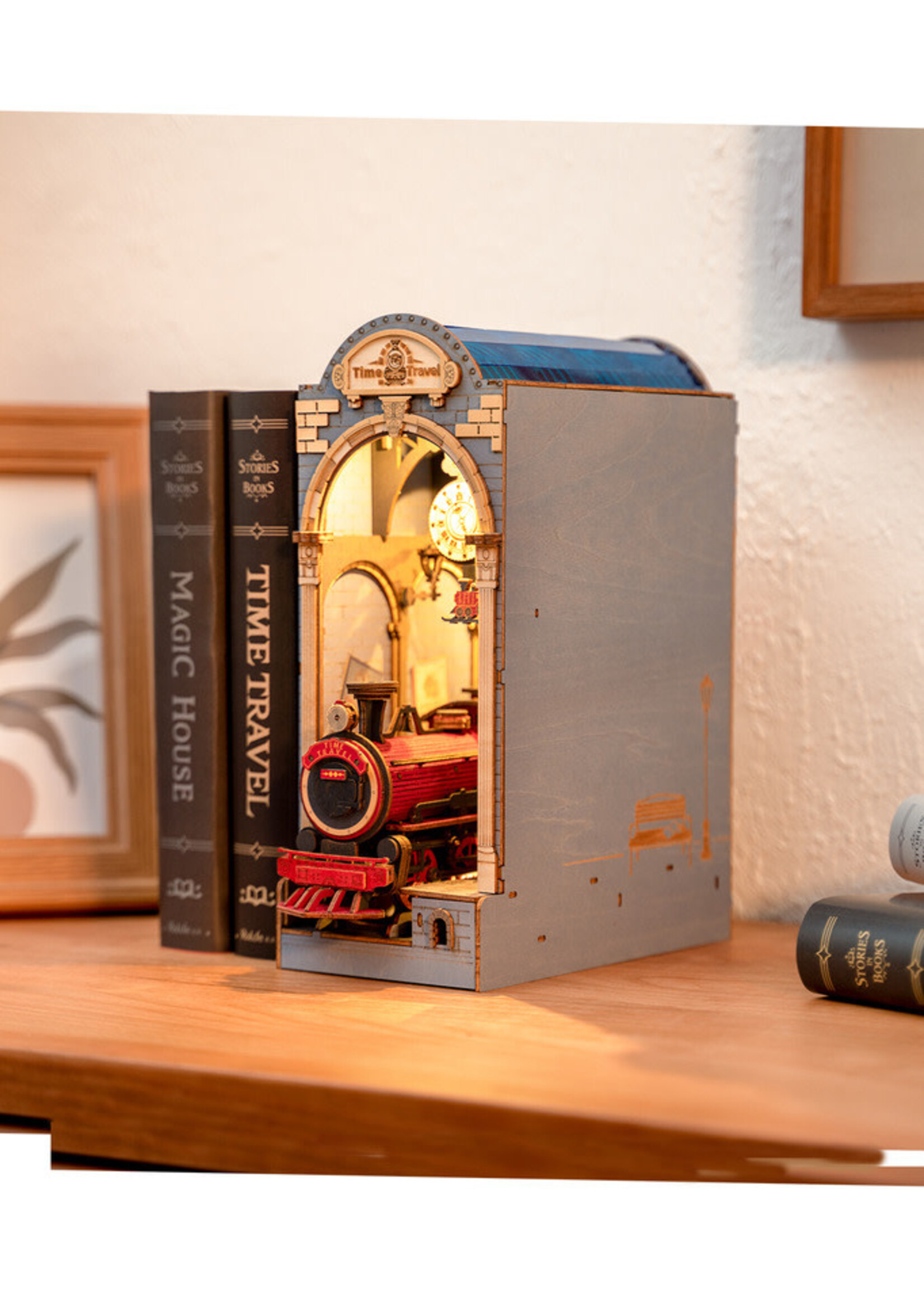 Rolife Rolife Book Nook, Time Travel