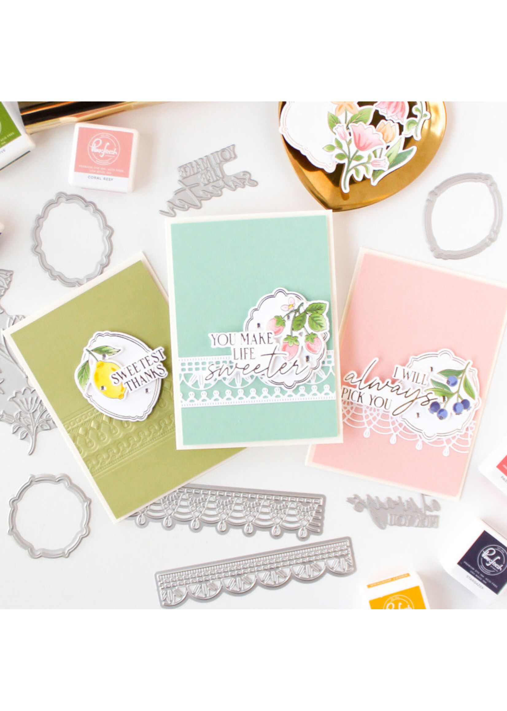 Pink Fresh Studio Pink Fresh Die, The Stitch Edit: Heritage Lace