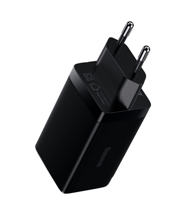 Baseus Baseus 20W GaN Charger с кабелем Lightning