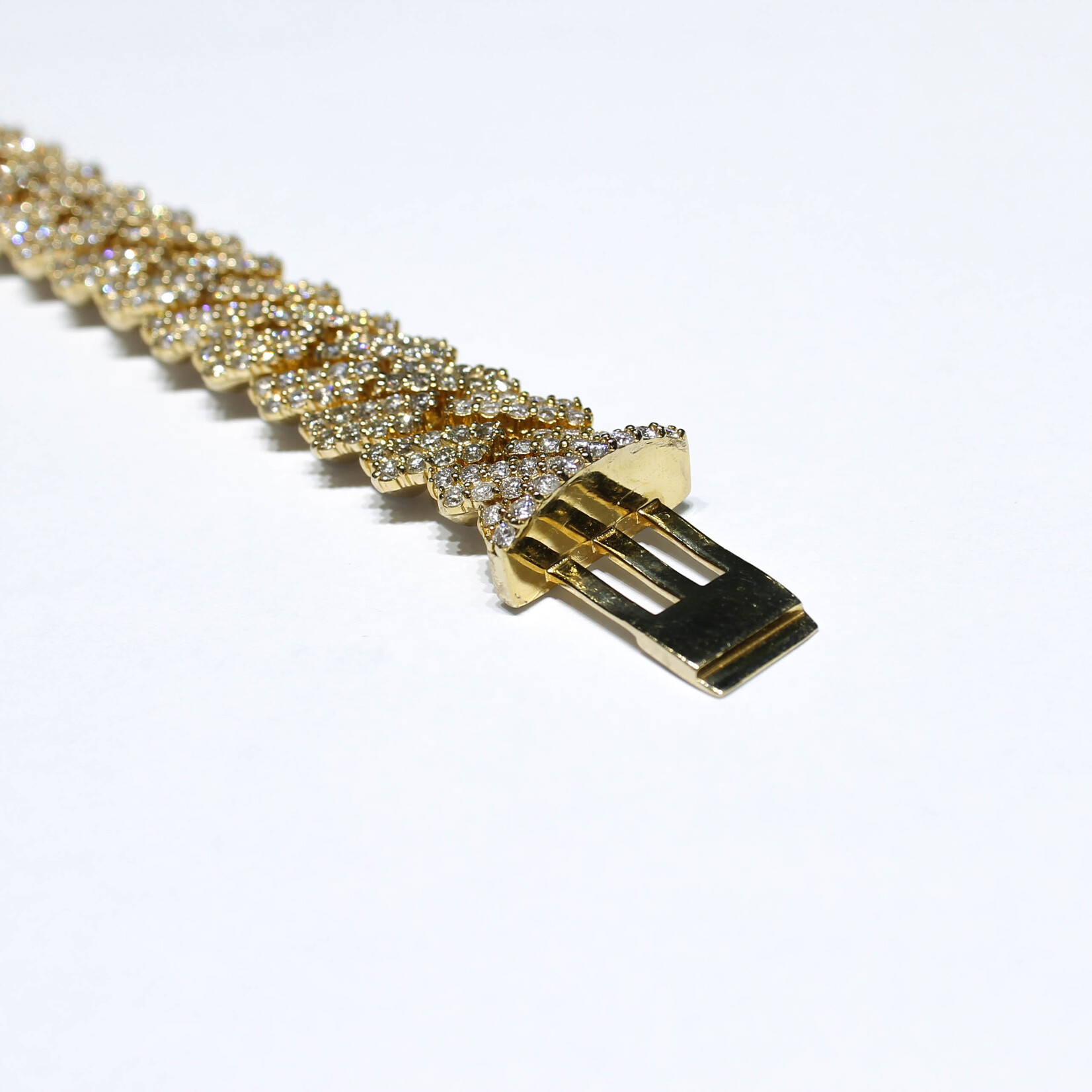 14k Bracelets 14k yg 138.8g 13.5ct 9"