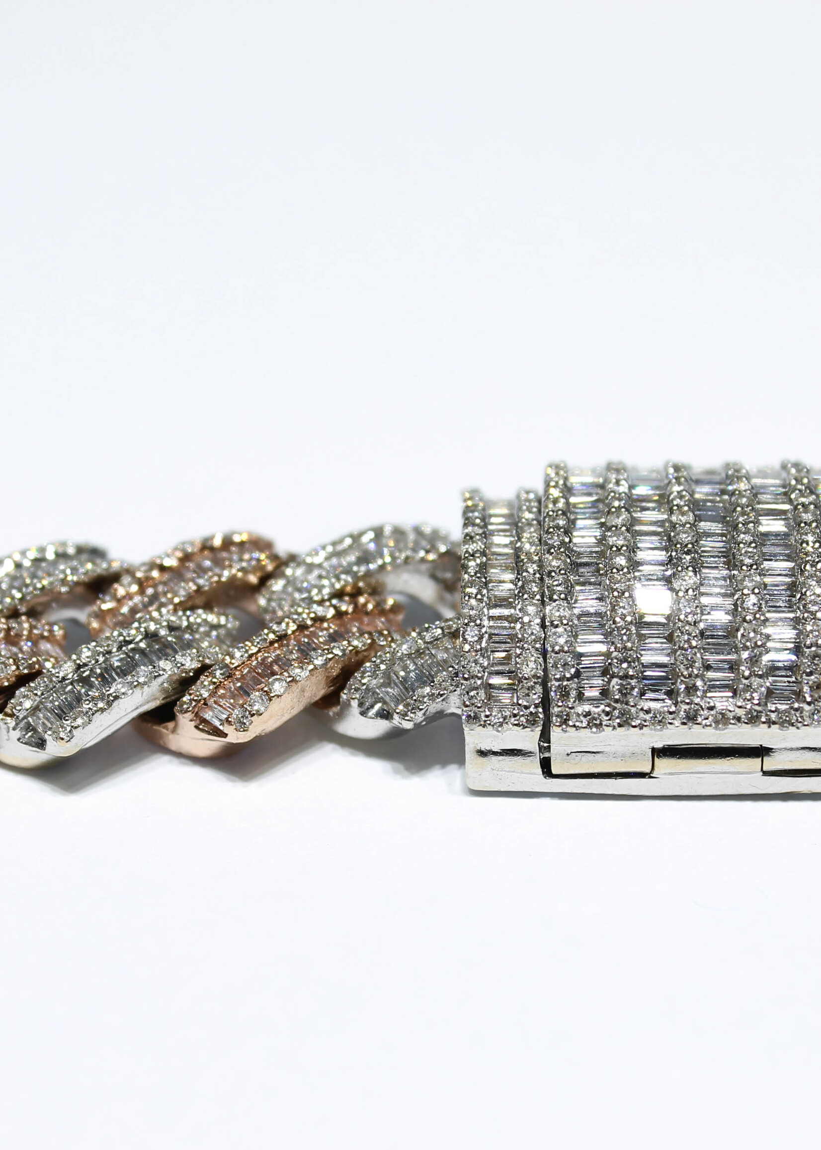 10k Bracelets 10k r/wg 107.7g 16mm 8" 13.5ct bag