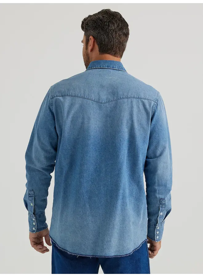 Men's Vintage-Inspired Western Snap Workshirt in Medium Blue