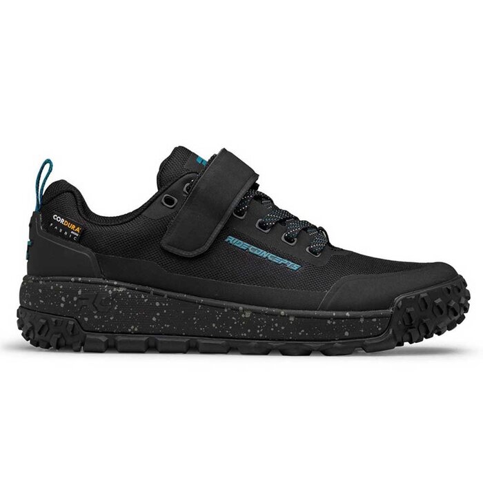 Shoes  Flume Clip