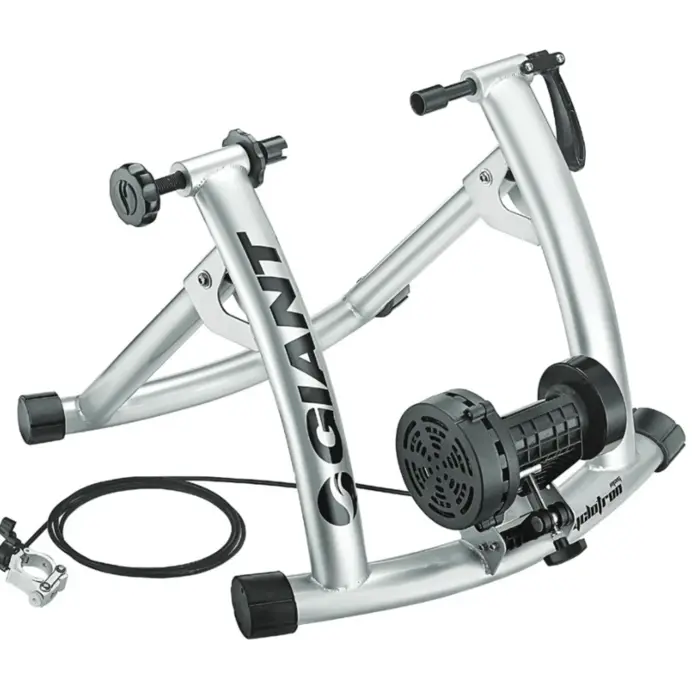 Giant Stands  Trainers Cyclotron Mag