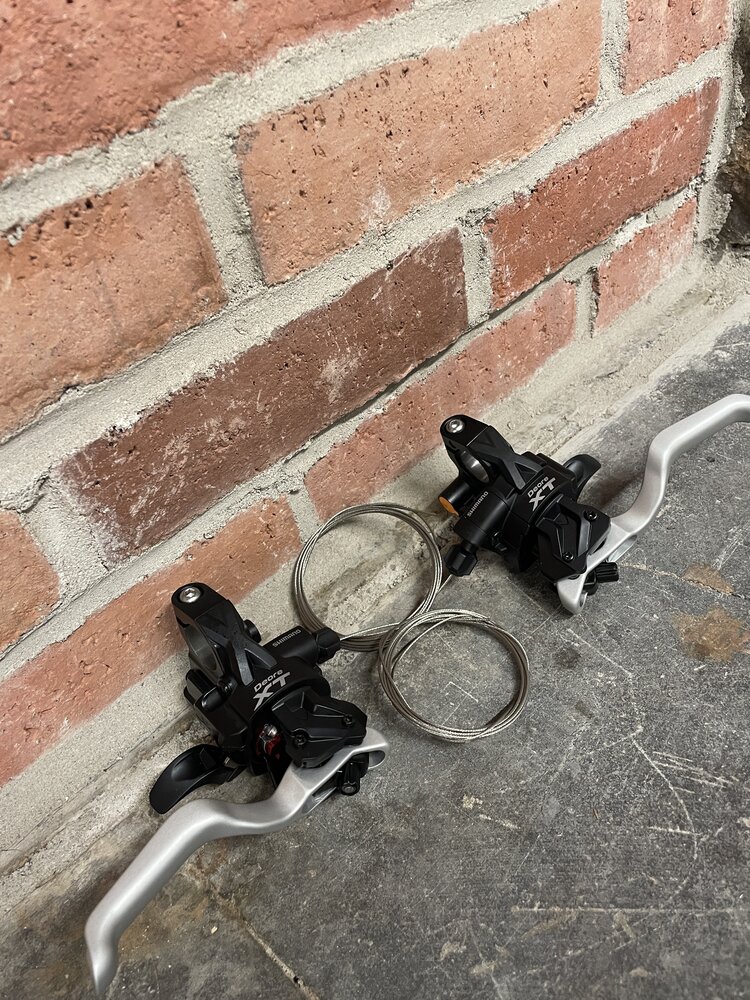 Shimano XT Dual Control Levers For Hydraulic Brakes W/ Hoses & Cables