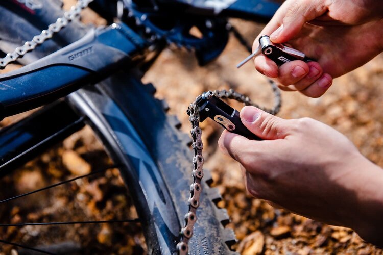 Giant Clutch crank Storage