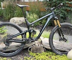 Giant (DEMO )Trance X Advanced Pro 29 1 L Starry Night