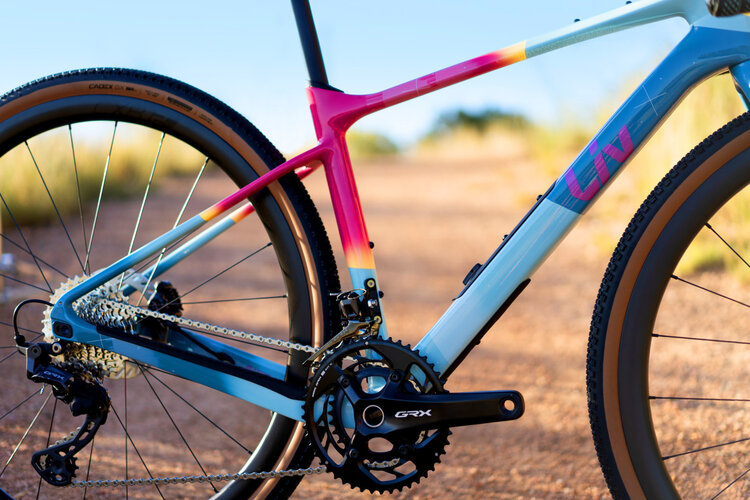 Liv 26 Devote Advanced 0-SE S Tropical Collage