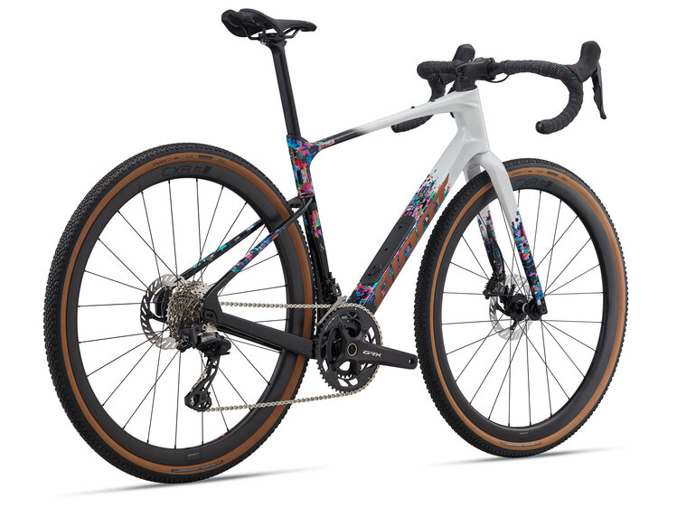 Giant 26 Revolt Advanced 0-SE M Radio Spectrum