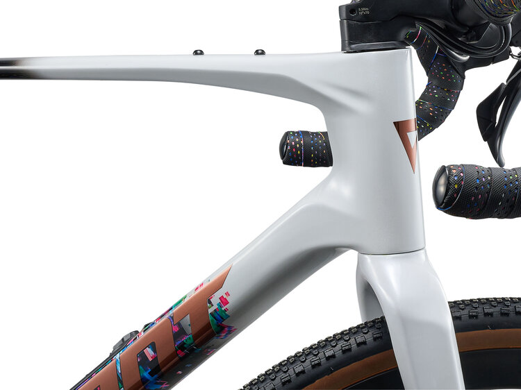 Giant 26 Revolt Advanced 0-SE M Radio Spectrum