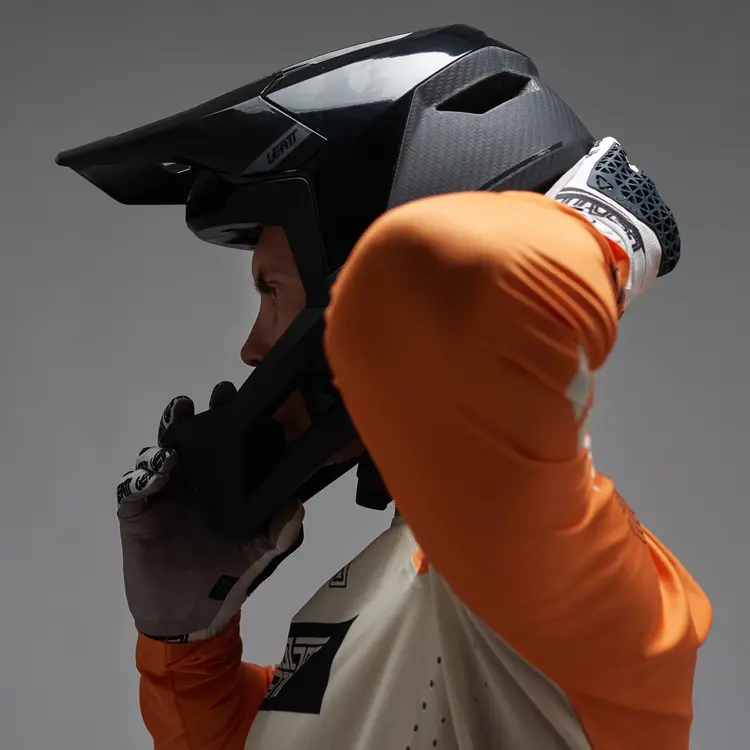 Leatt LEATT HELMET MTB GRAVITY 5.0  BLACK  M