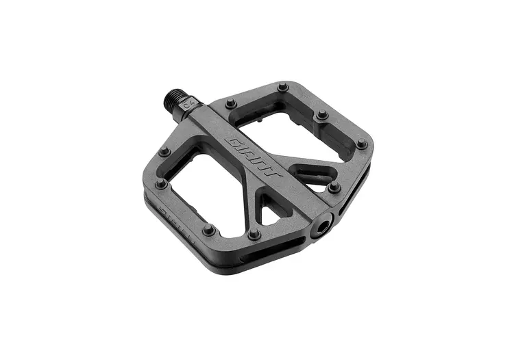 Pinner Comp lite youth Color: Black