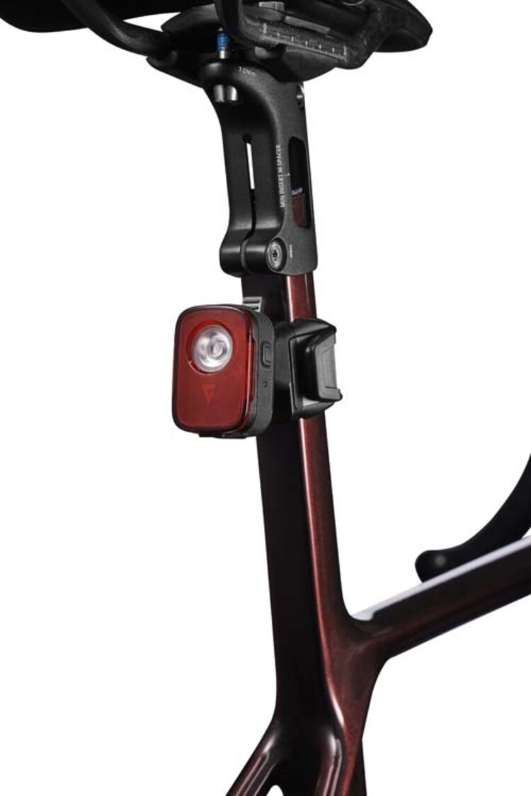 Giant Recon TL 150 Ltaillight 150 Max Lumen