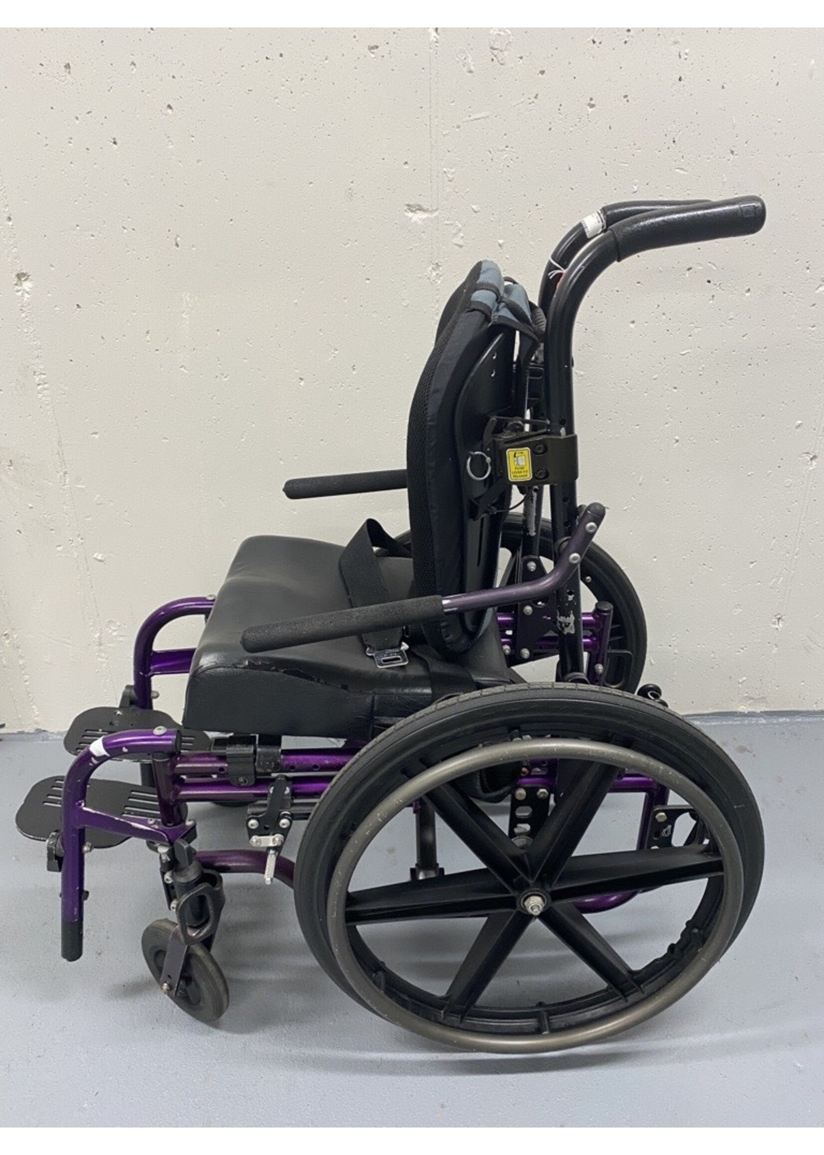 *Pediatric Manual Wheelchair*