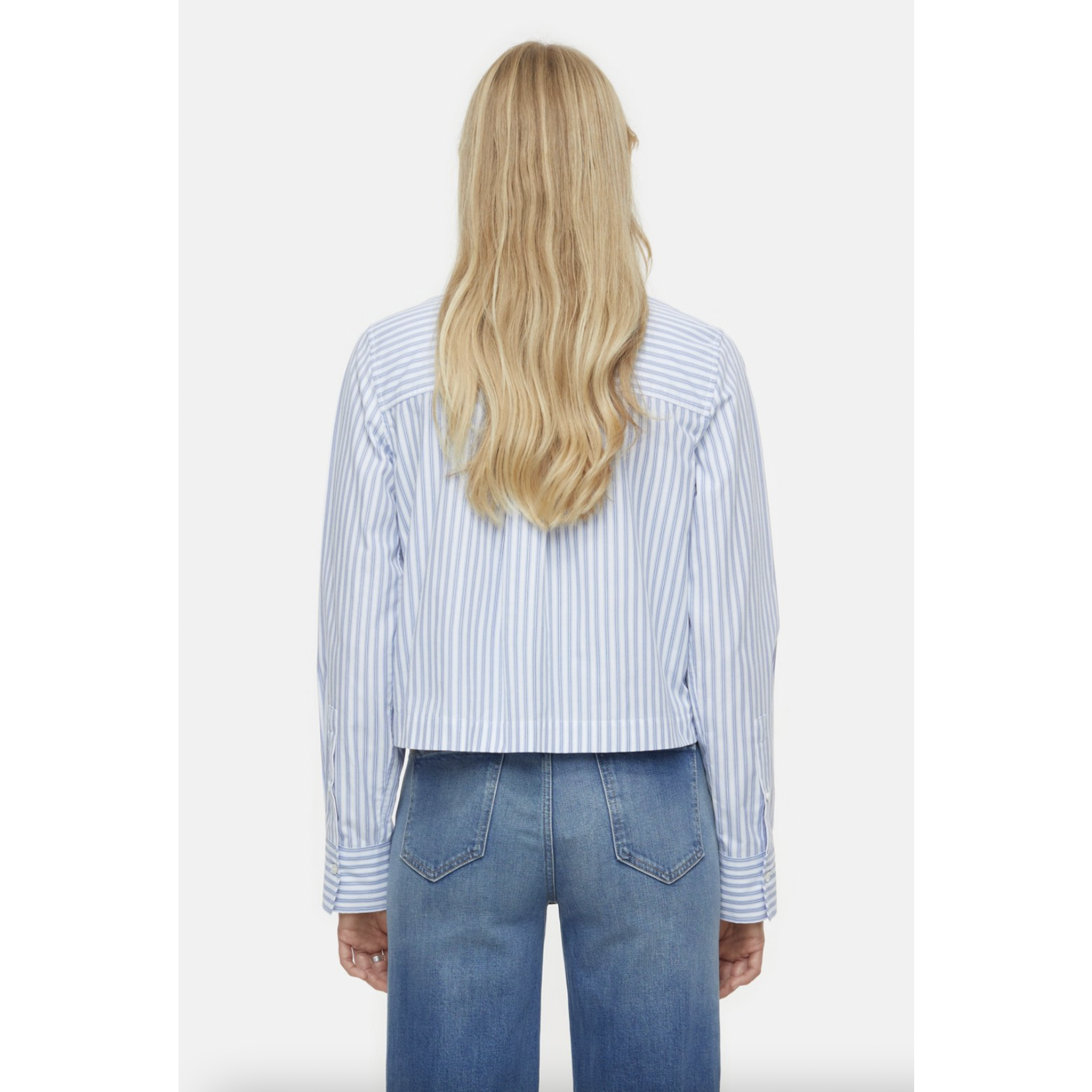 Closed Cropped Classic Shirt