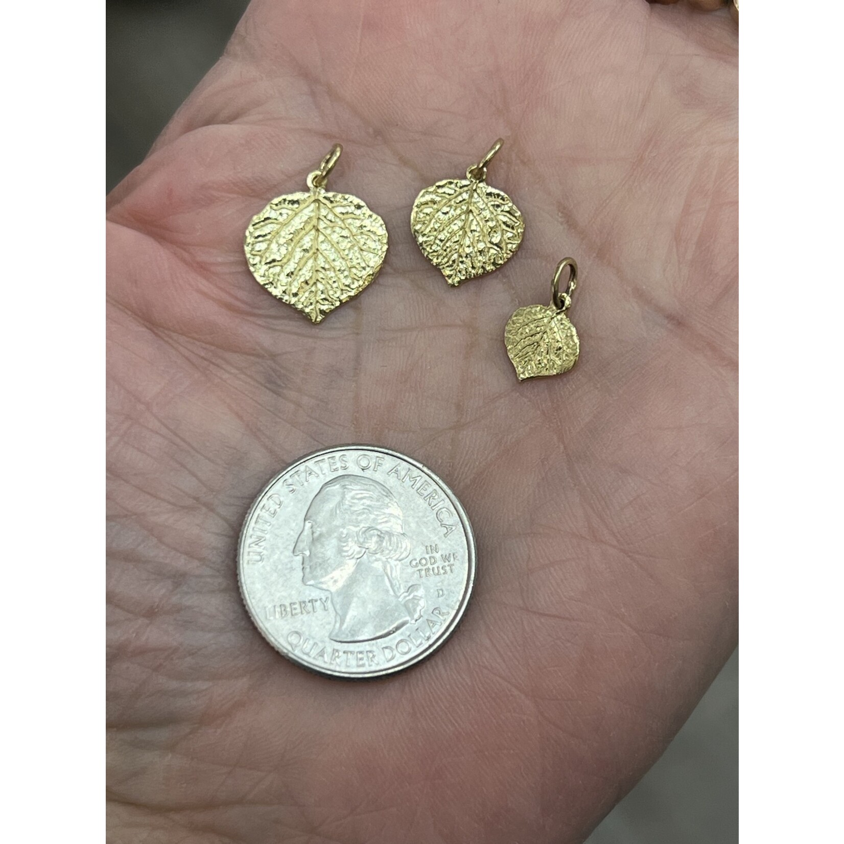 Ross Andrews 18K Yellow Gold Small Aspen Leaf