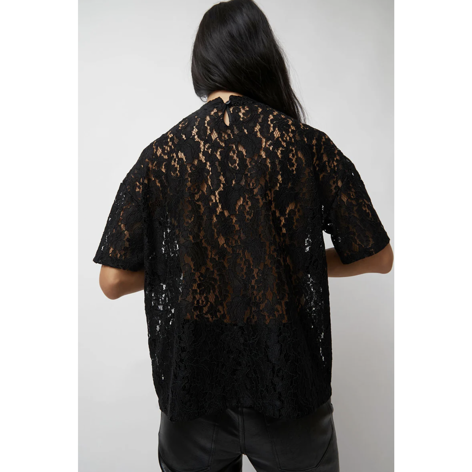 No.6 Ada Tee