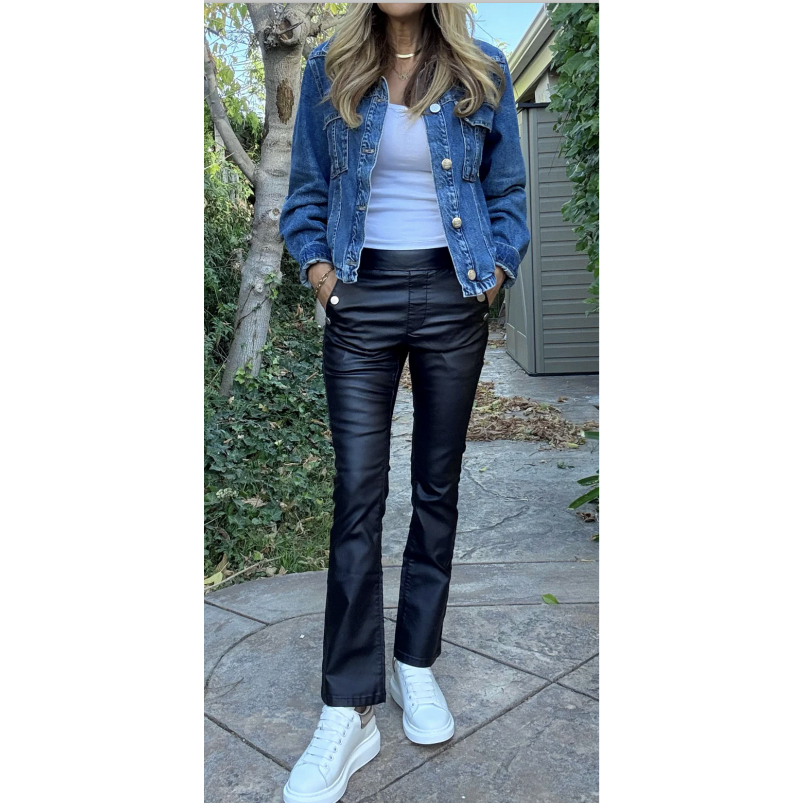 Bevy Flog Sofia Vegan Crop