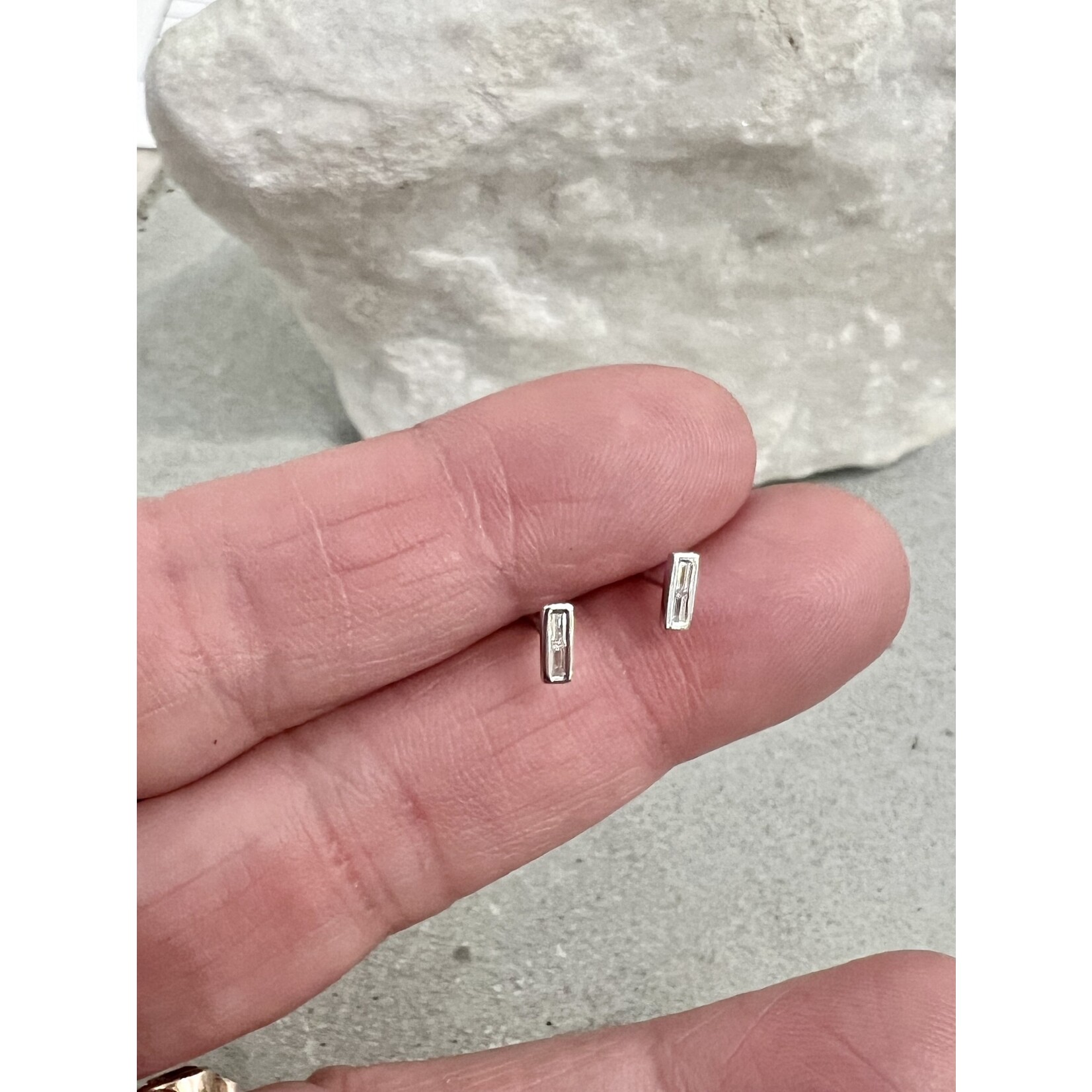 Andi Alyse 14k White Gold Baguette Diamond Bar Earrings