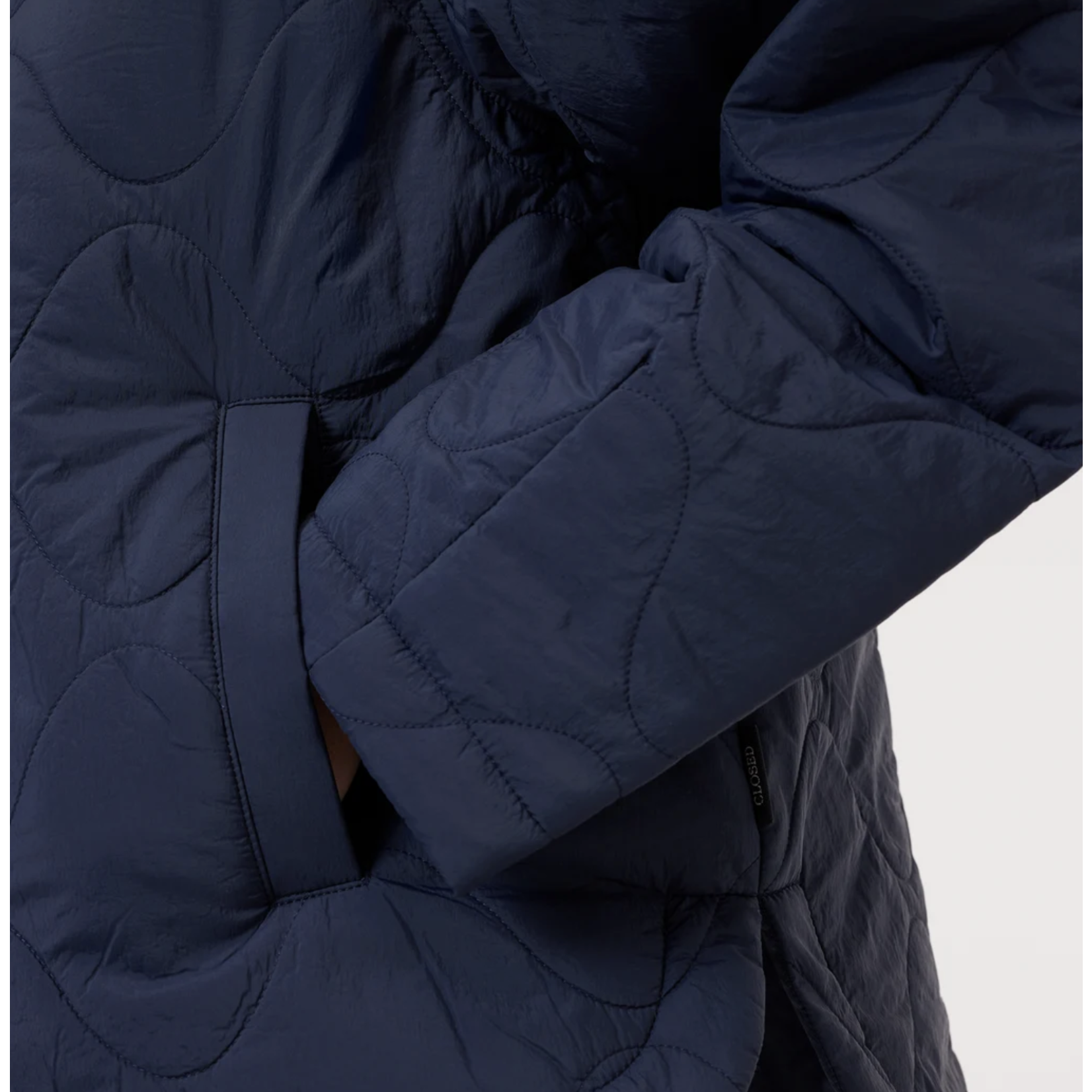 Closed Short Quilted Blouson