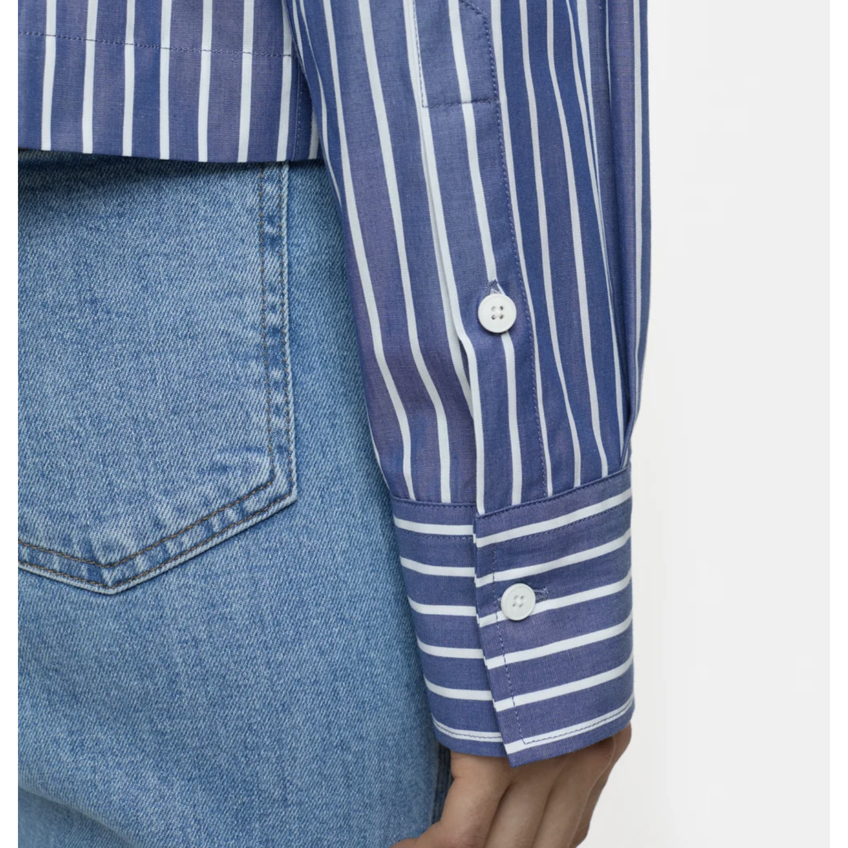 Closed Cropped Classic Shirt