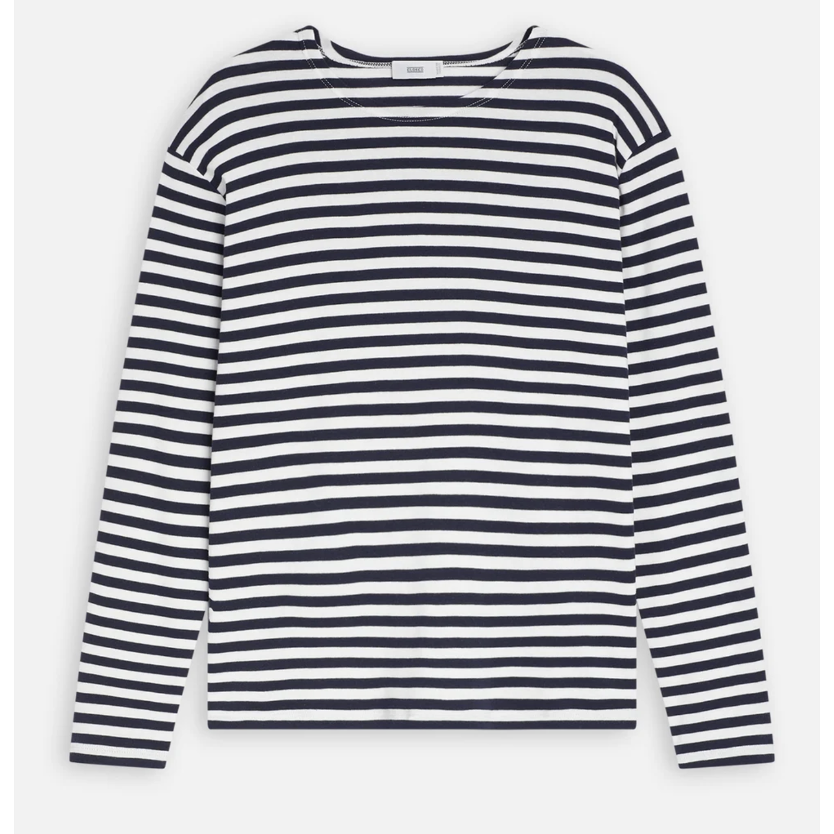 Closed Basic Longsleeve