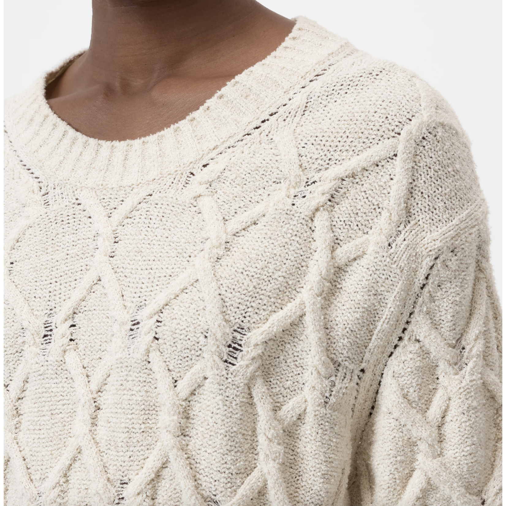 Closed Short-Sleeved Knitted Jumper