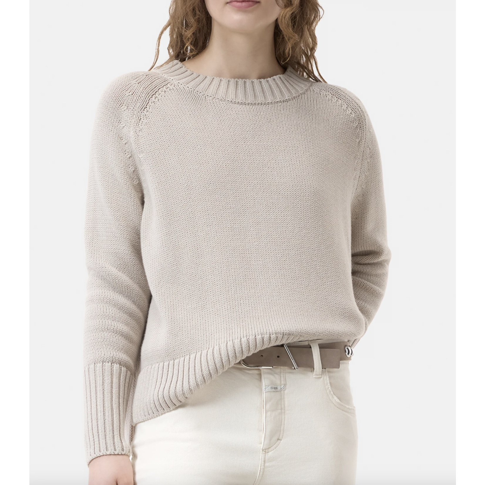Closed Knitted Jumper Long-Sleeve