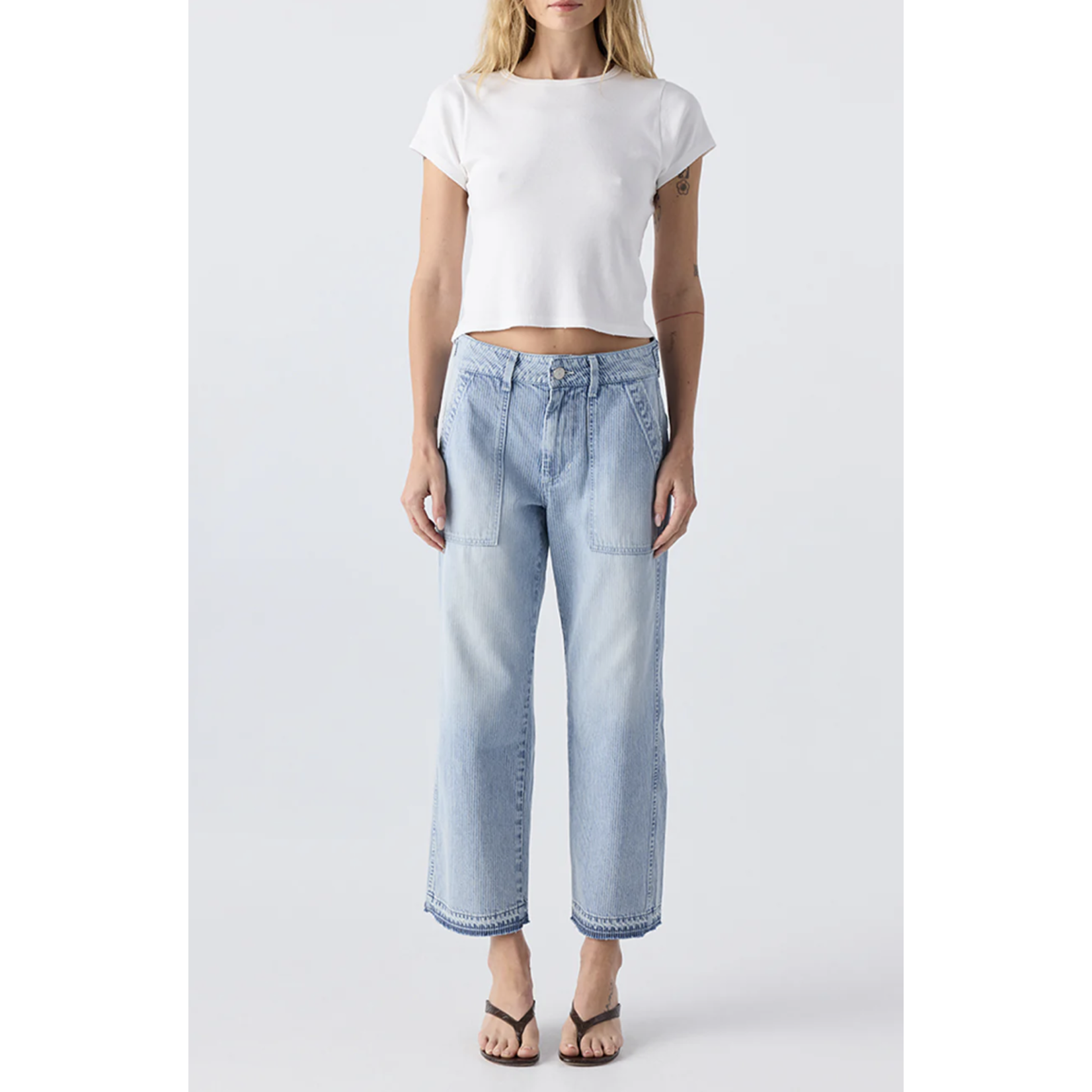 AMO Easy Army Slouch Crop