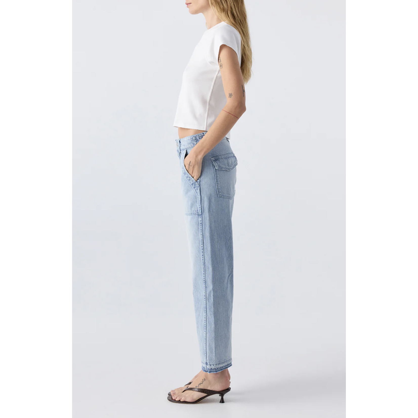 AMO Easy Army Slouch Crop