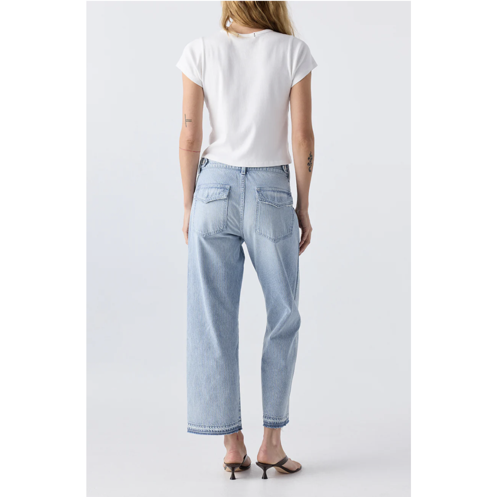 AMO Easy Army Slouch Crop