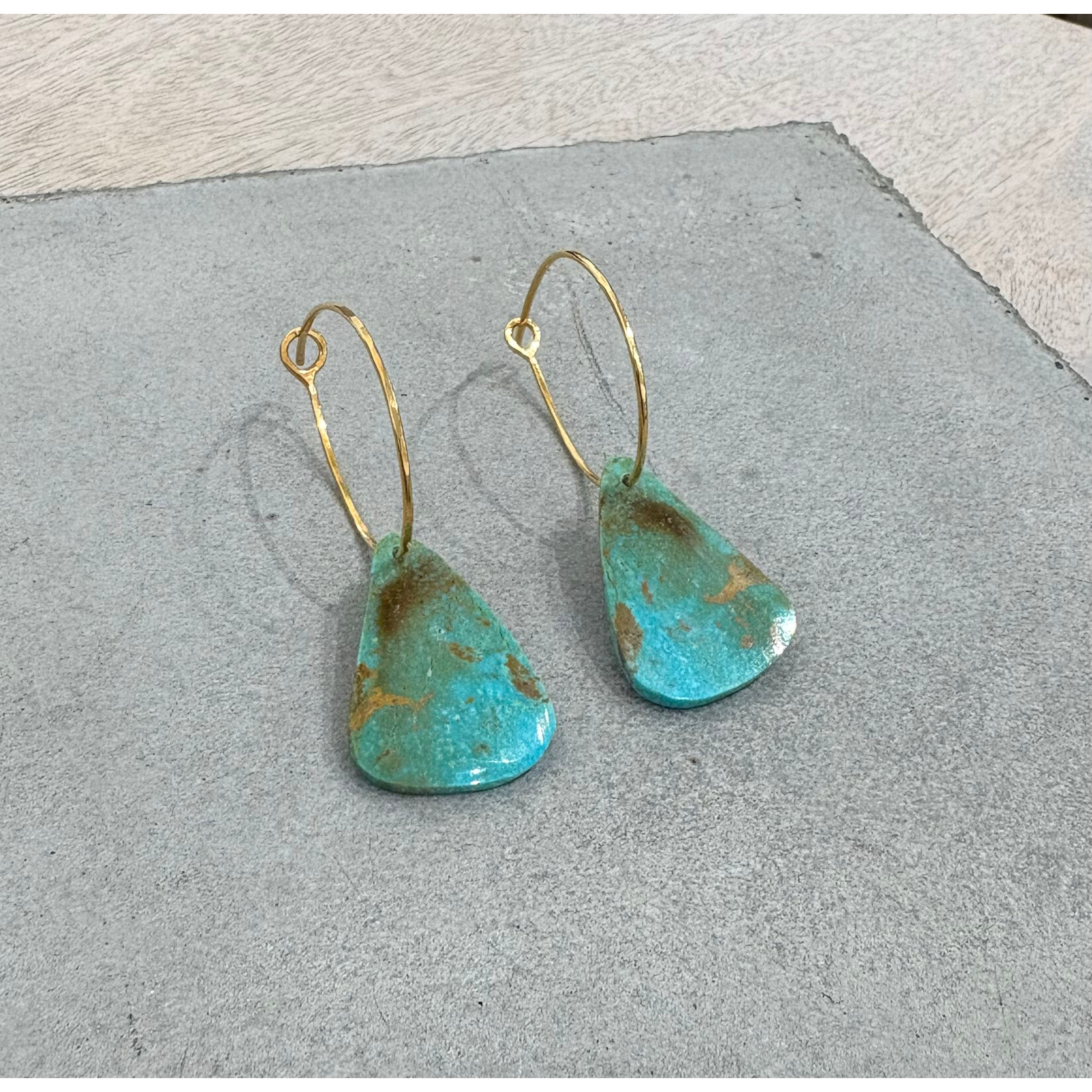 DeNev Medium Kingman Turquoise Slabs on 18k Gold Vermeil Self-Locking Hoops
