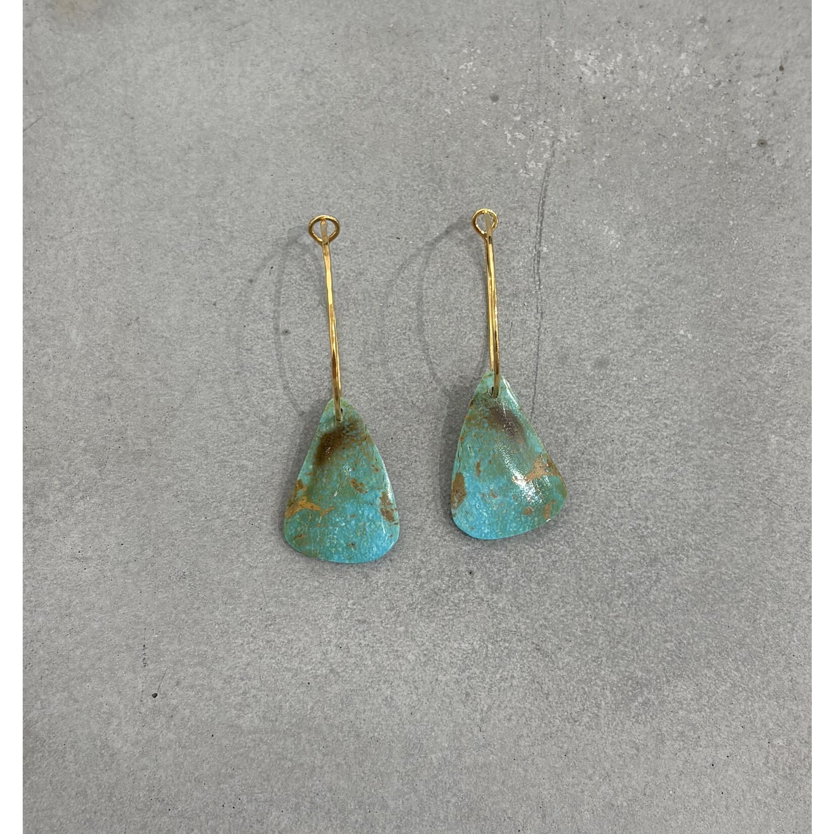 DeNev Medium Kingman Turquoise Slabs on 18k Gold Vermeil Self-Locking Hoops