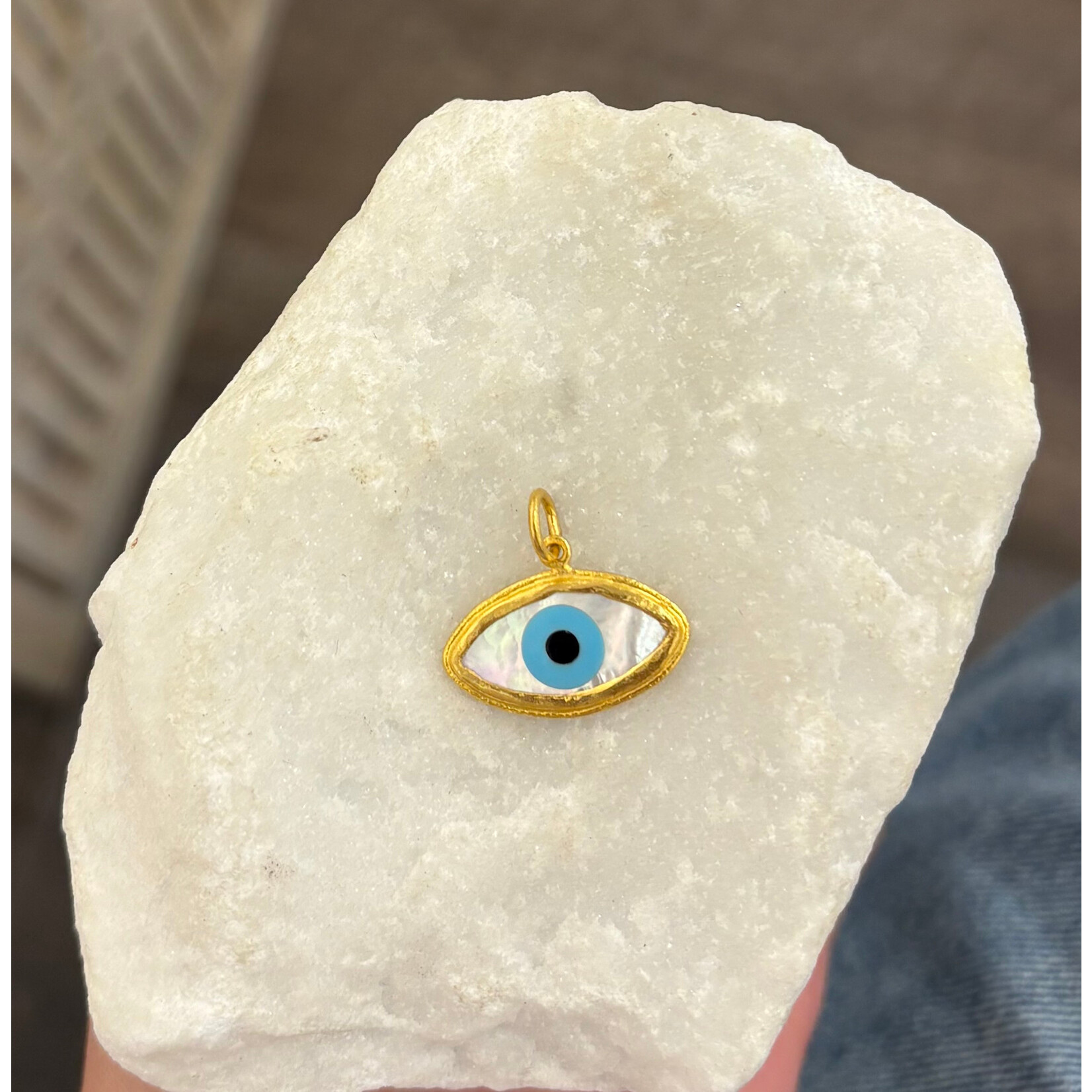 ARA Collection 24k Gold Mother of Pearl Eye Pendant Charm - Medium