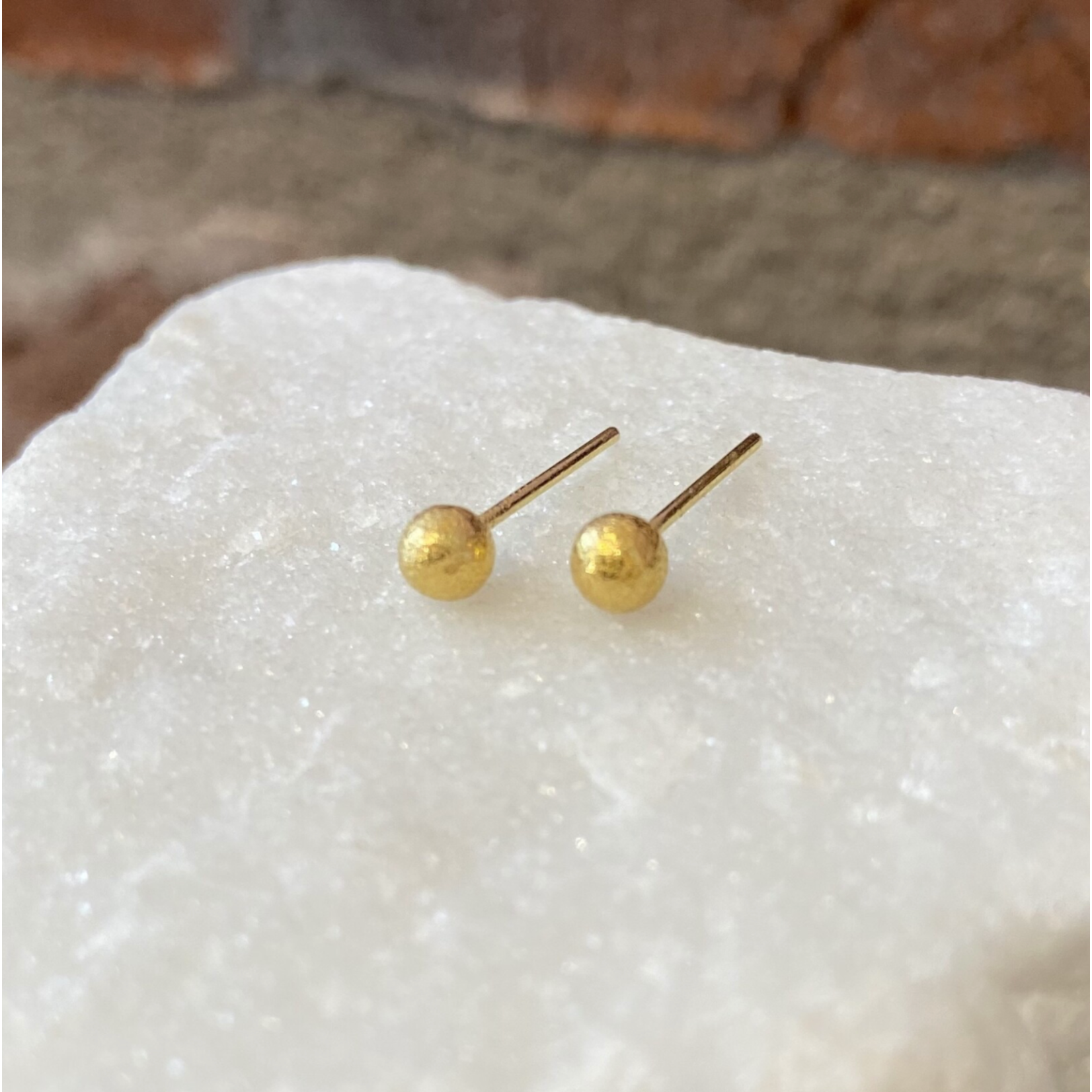ARA Collection Small 24k Gold Ball Studs