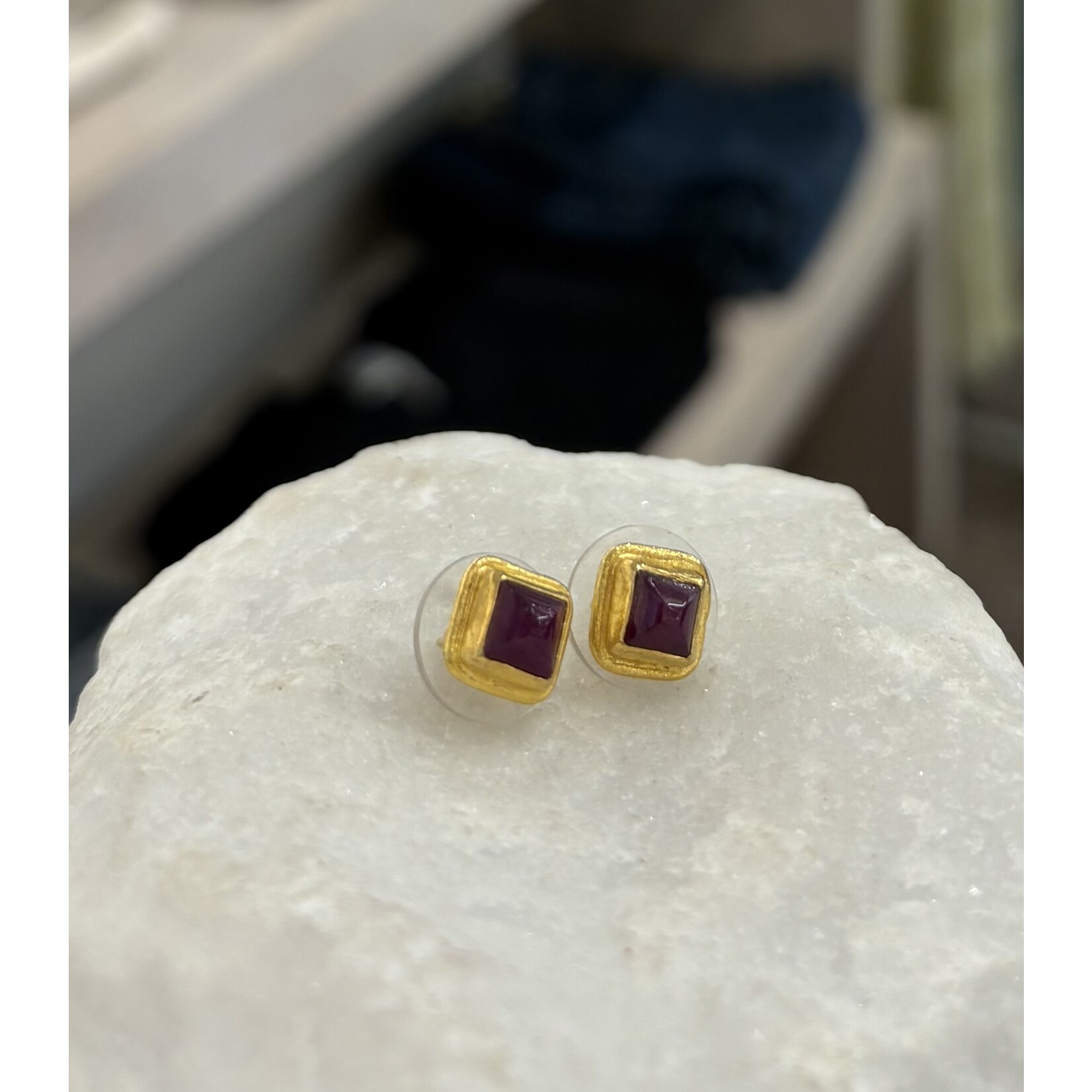 ARA Collection Sugarloaf Ruby & 24k Gold Studs