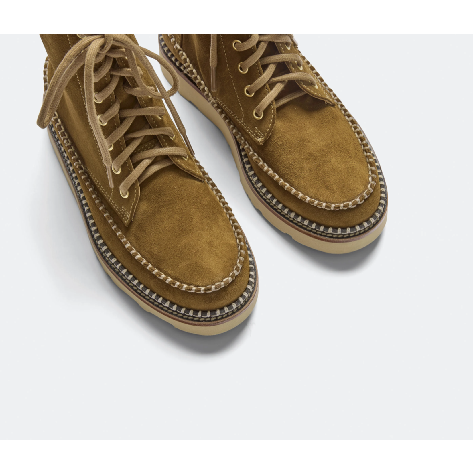 Freda Salvador Lilly