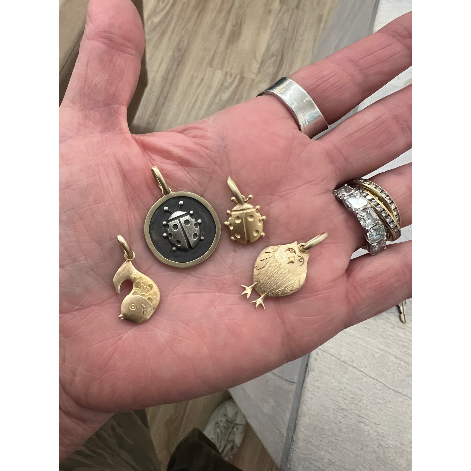 Kelly O'Donovan Wise Owl Charm Pendant, 18k