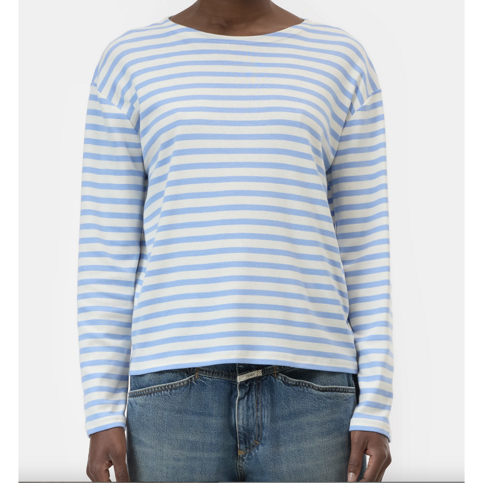 Closed Basic Longsleeve