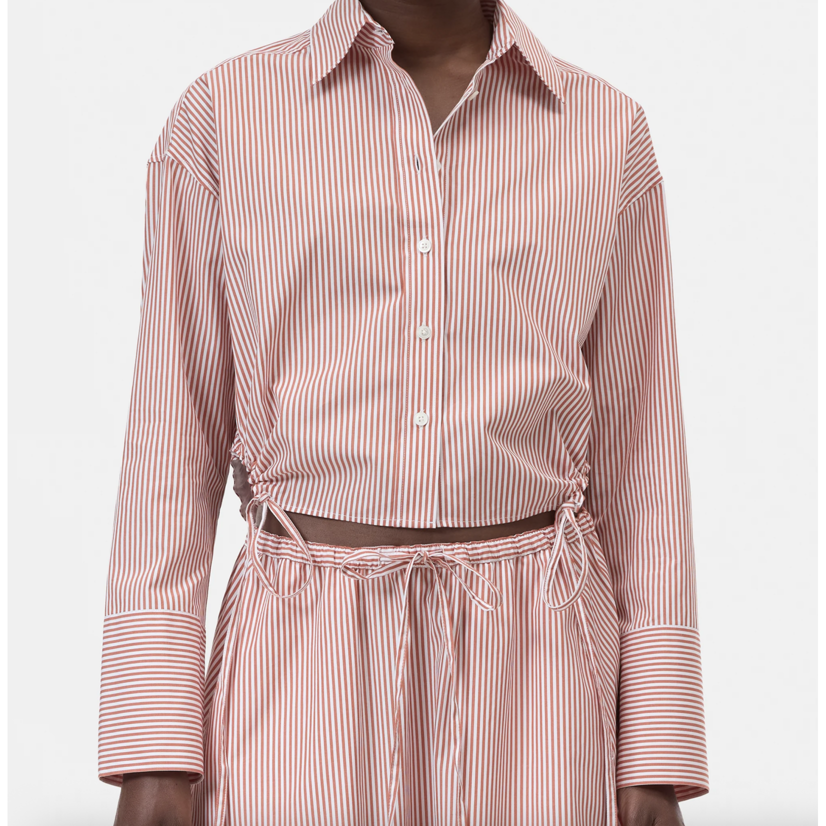 Closed Gathered Shirt